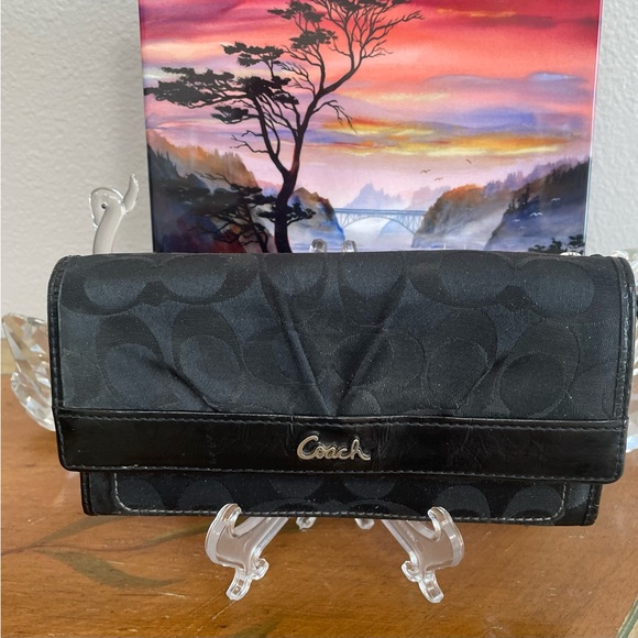 Coach black continental wallet - Picture 1 of 15